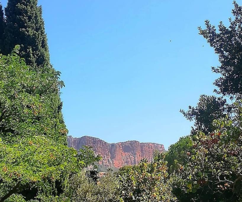 Charmant Rez De Climatise Renove, 90m2 Avec Parking * Cassis