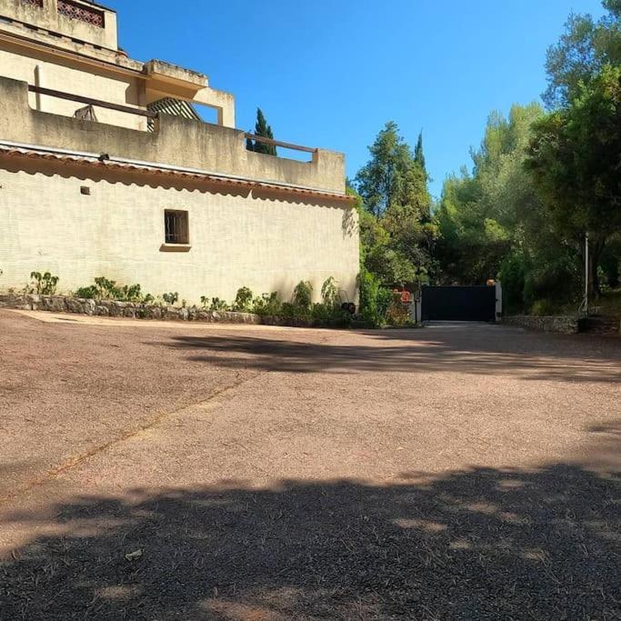 Charmant Rez De Climatise Renove, 90m2 Avec Parking Appartement Cassis
