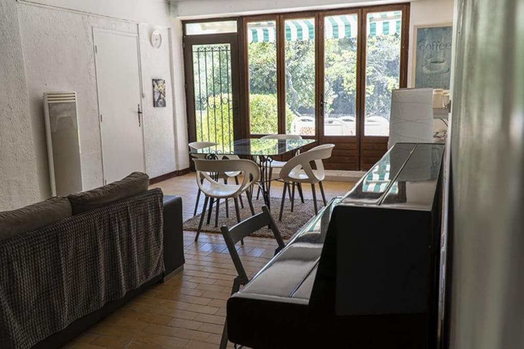Charmant Rez De Climatise Renove, 90m2 Avec Parking Cassis