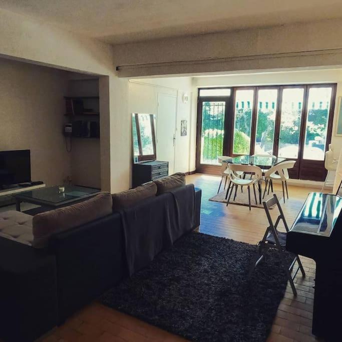 Appartement Charmant Rez De Climatise Renove, 90m2 Avec Parking *